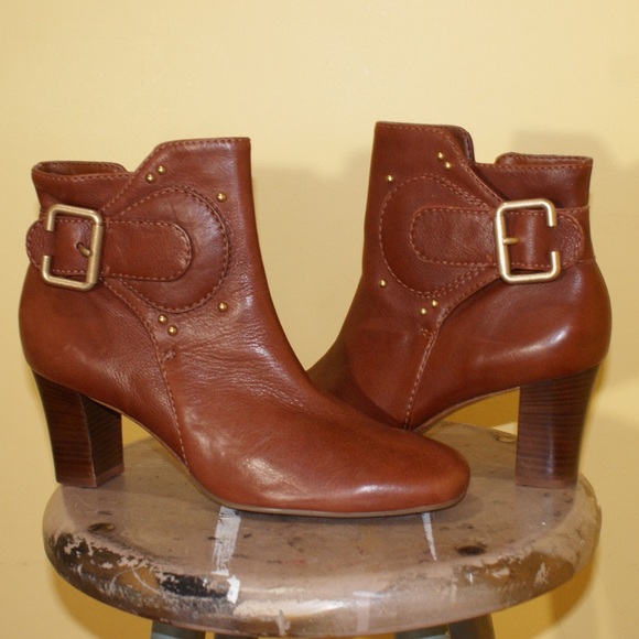 Antonio Melani Brown Leather Ankle Booties - Picture 7 of 8